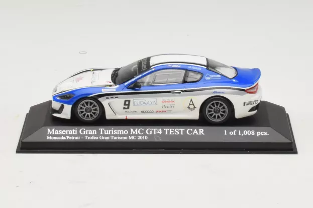 Minichamps Maserati Granturismo Mc Gt4 Coupe N 9 Trofeo Granturismo Mc 2010 Moncada Petrini 1:43 400101209